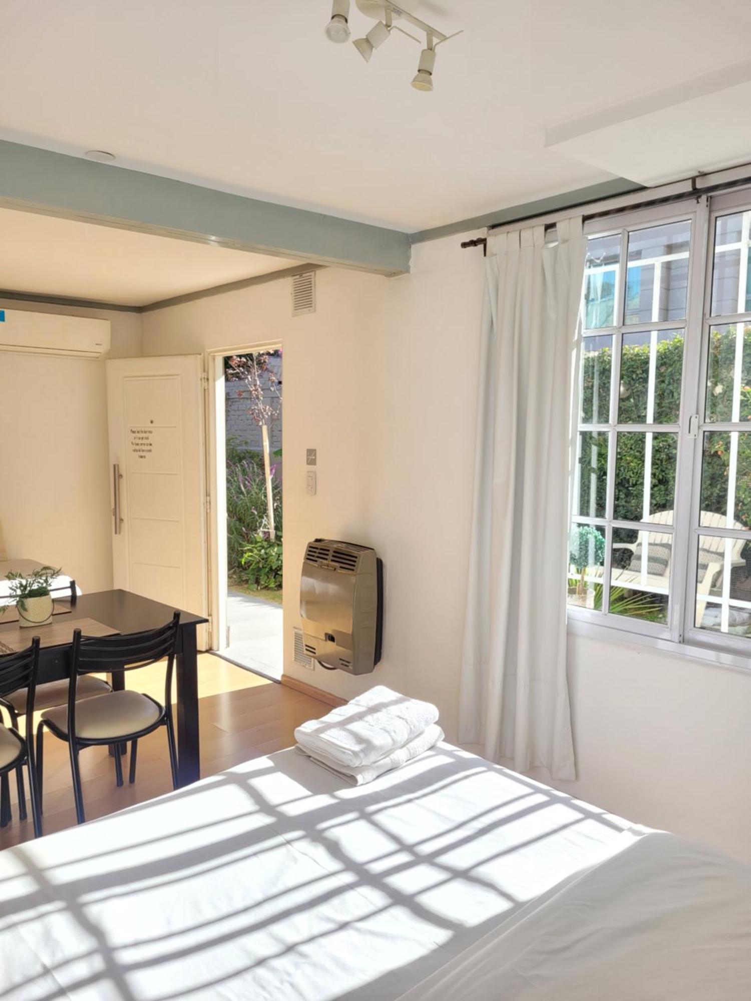"Casa Amalia Apartamentos" Plaza Italia Y Av Aristides A 50Mts, Lugar Con Jardin Mendoza Zewnętrze zdjęcie